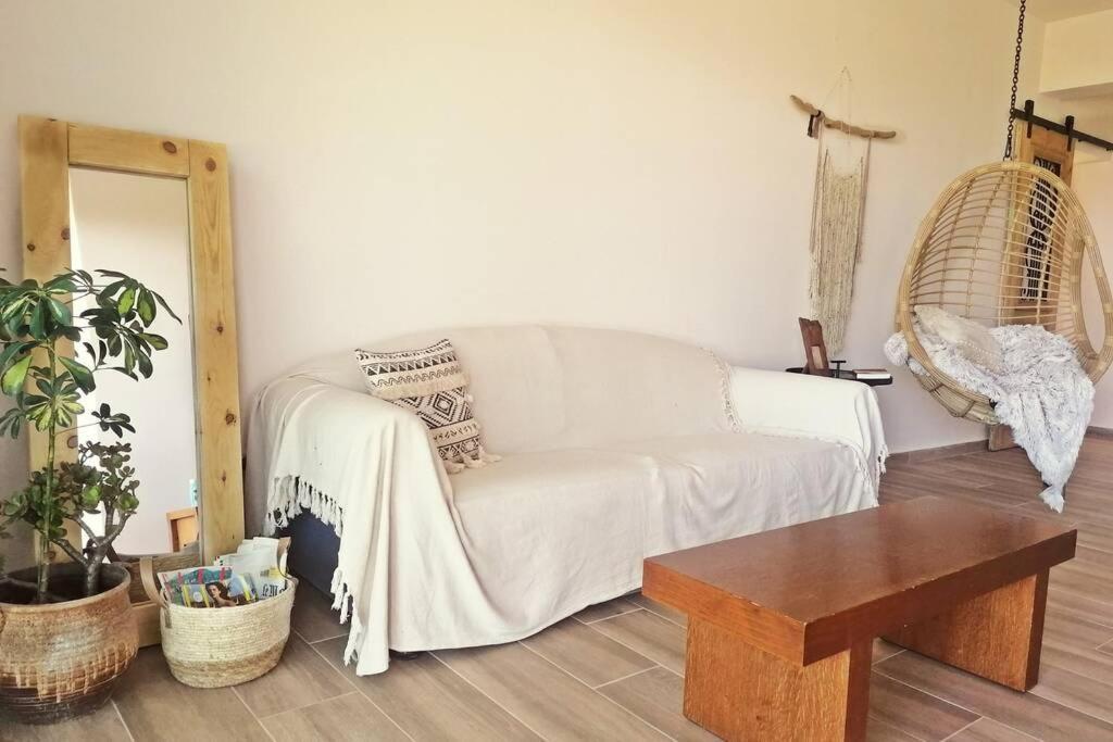 Alkyoni - Stavi'S Guesthouse Míloi Εξωτερικό φωτογραφία